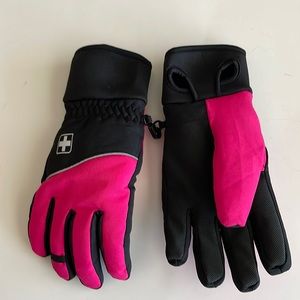 Black and pink winter gloves. Padded. Lined.